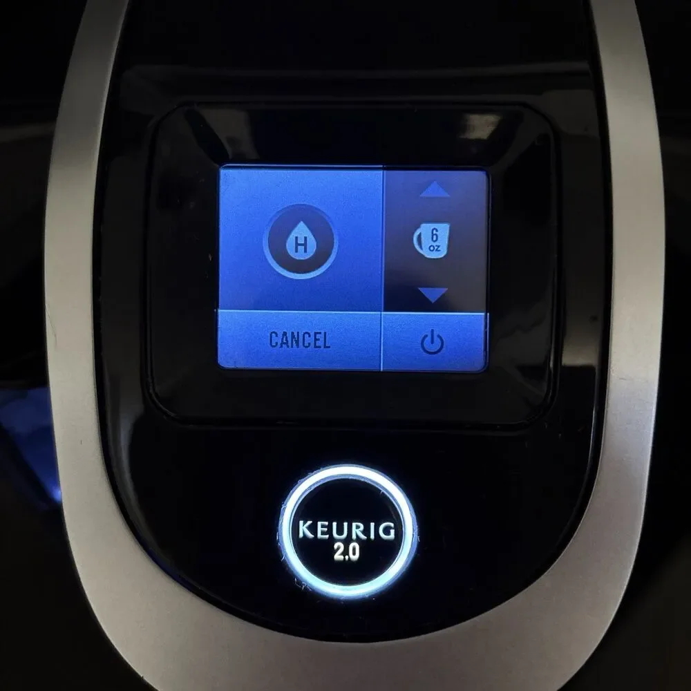 Keurig 2.0 Single Serve Coffee Maker Model K2.0-300 Black & Silver TESTED